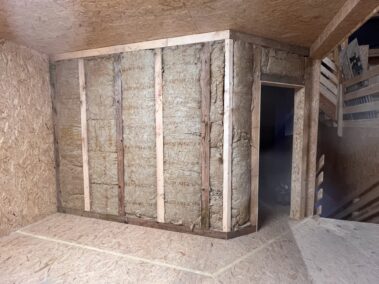 Wand in Elementbauweise mit Isolation